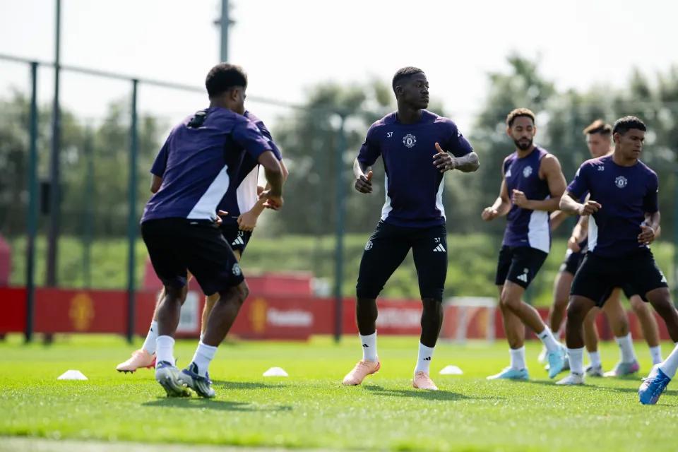 因为卡塞米, 起训练他的, 更全面的球 因为卡塞米, 起训练他的, 更全面的球